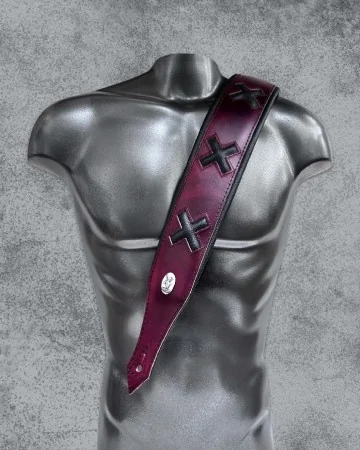 Minotaur Guitar Straps|Our Products|COAT OF ARMS Red