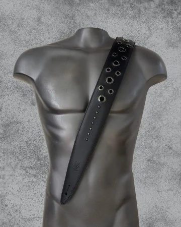 Minotaur Guitar Straps|Our Products|STUDS Guitar & Bass Black