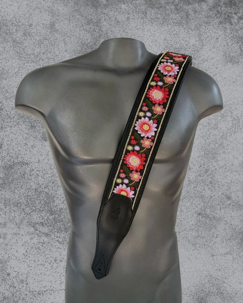 Minotaur Guitar Straps|Our Products|FLORAL Guitar & Bass Black