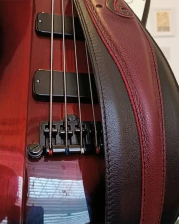 Minotaur Guitar Straps|Our Products|F CLEF Wide Bass Bordeaux